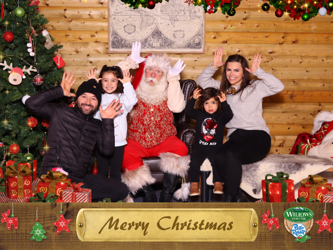 Christmas grotto photo 2